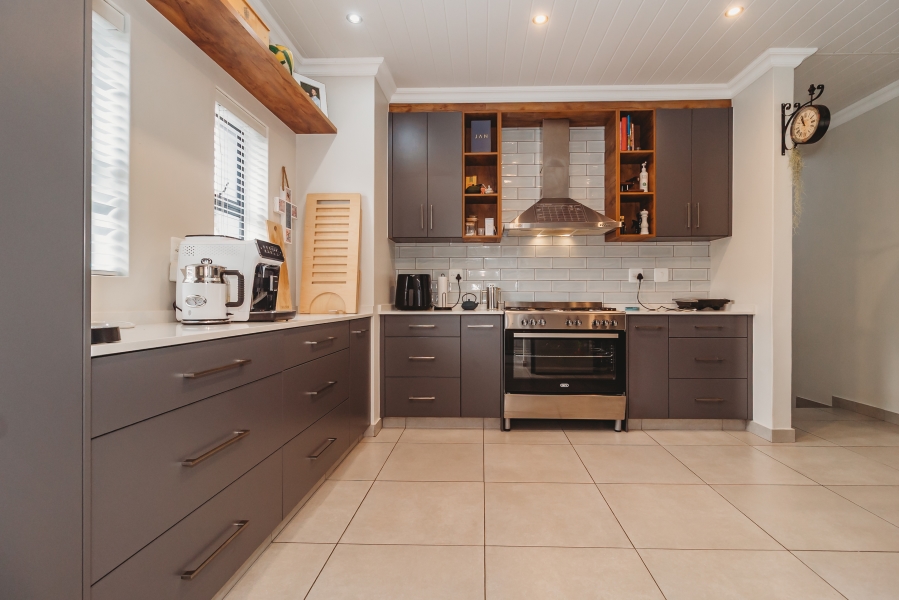 3 Bedroom Property for Sale in Blue Mountain Village Western Cape